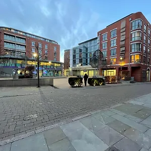 2 Bed Flat Centre Of Lace Market Nottingham