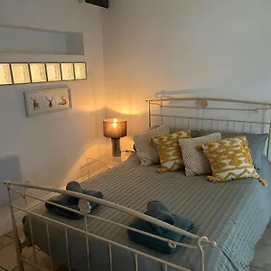 https://house-poplar-farm.tophotelsbath.com